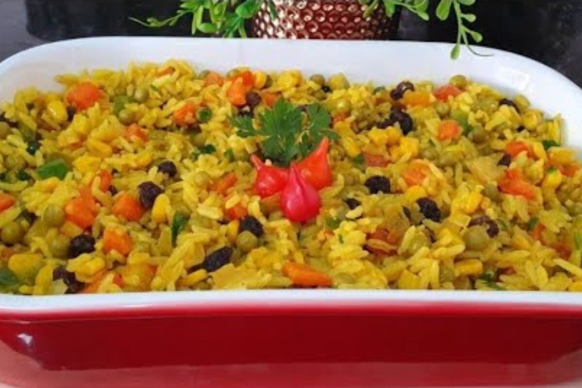 Arroz de festa super colorido, soltinho e bem temperado, ideal para uma refeição especial 87 Arroz de festa