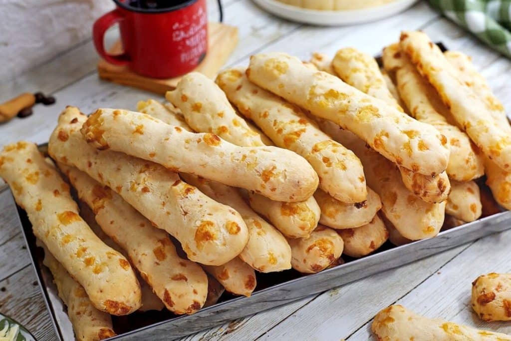 Biscoito de polvilho com queijo