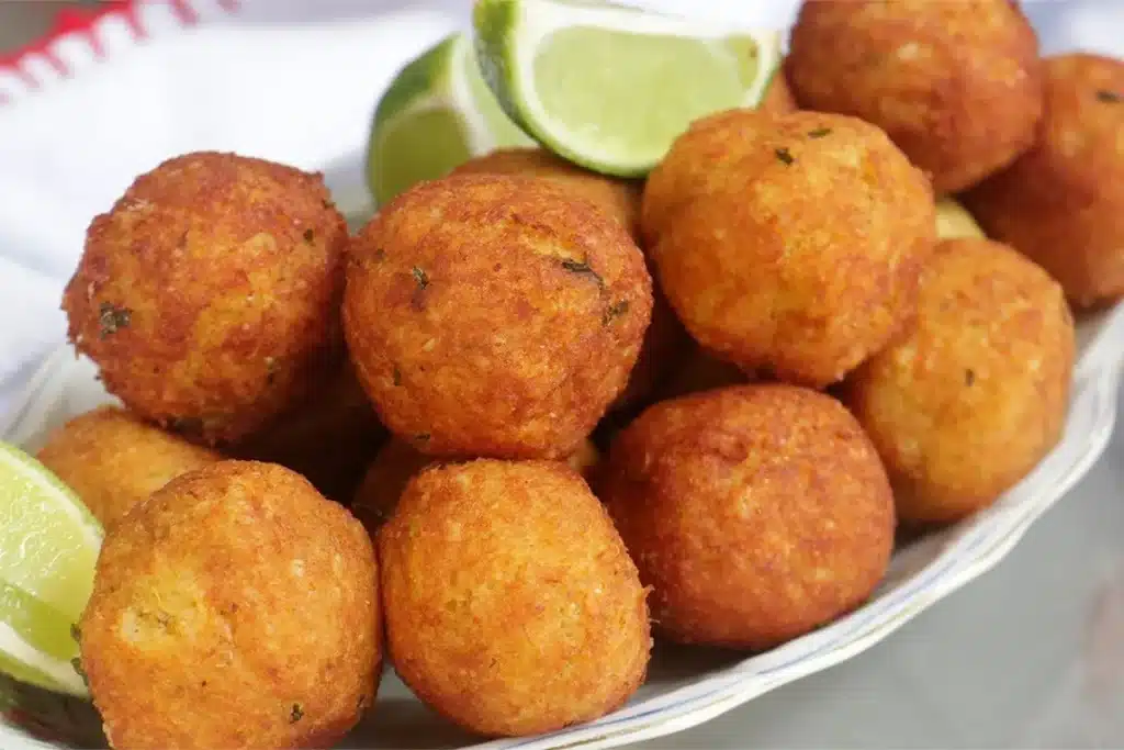 Bolinho de batata muito fácil e saboroso feito com uma dica especial de preparo, uma delícia 4 Bolinho de batata