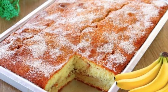 Bolo de banana recheado