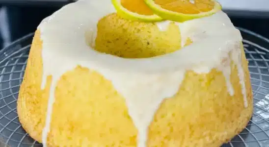 Bolo de laranja super fofinho, molhadinho e perfumado, perfeito para a hora do café 4 Bolo de laranja