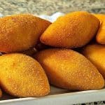 Enroladinho de presunto e queijo