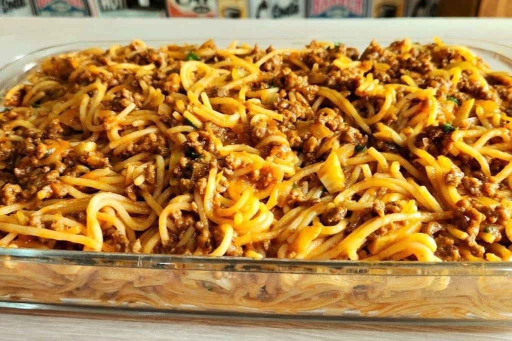 Macarrão com carne moída
