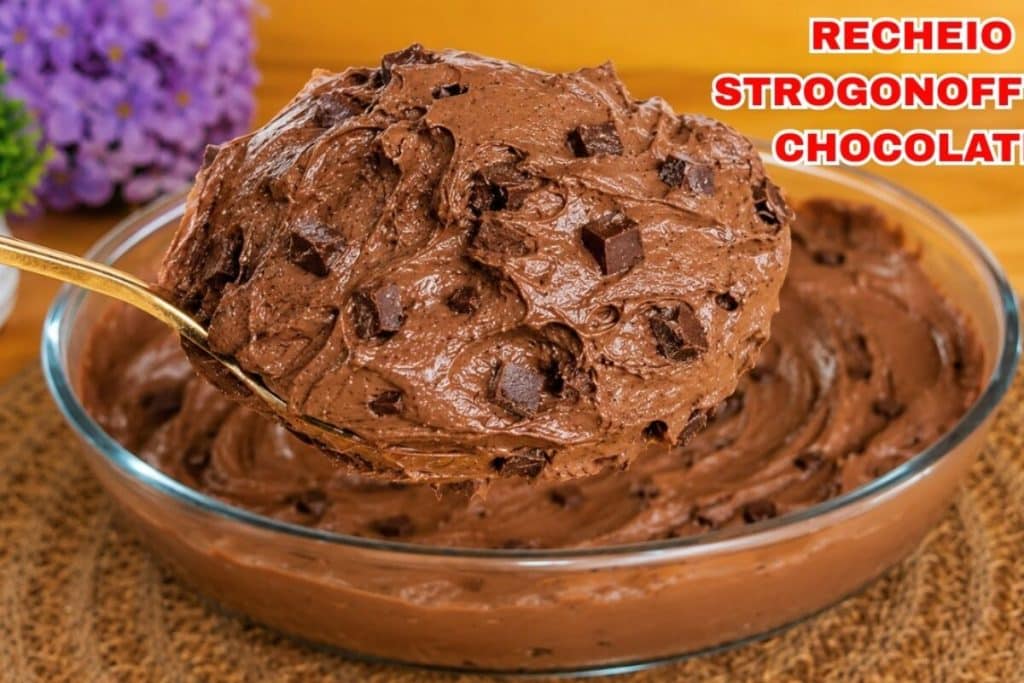 Recheio de chocolate sem fogo no estilo strogonoff, para rechear bolos e tortas com muita praticidade 130 Recheio de chocolate sem fogo