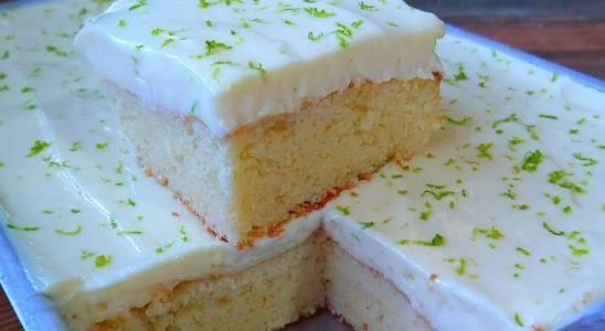 Bolo de limão