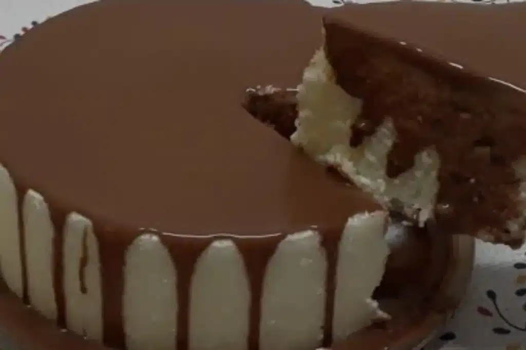 Bolo sem forno incrível feito sem ovo e sem farinha de trigo, para fazer com rapidez e arrasar 4 Bolo sem forno
