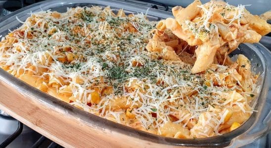 Macarrão na panela de pressão