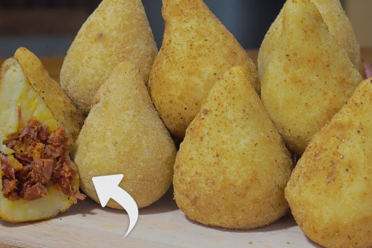 Massa de coxinha com segredo especial para ficar perfeita, levinha e crocante por fora, uma delícia 167 Massa de coxinha