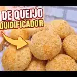 Pão de queijo de preguiçoso feito de forma super rápida e prática, ideal para o seu café da manhã 1 Pão de queijo de preguiçoso