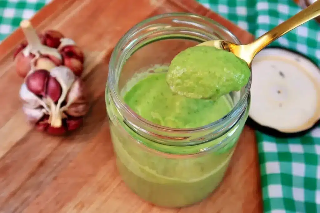 Tempero de alho caseiro completo e prático, para deixar as suas receitas mais gostosas e cheirosas 4 Tempero de alho caseiro
