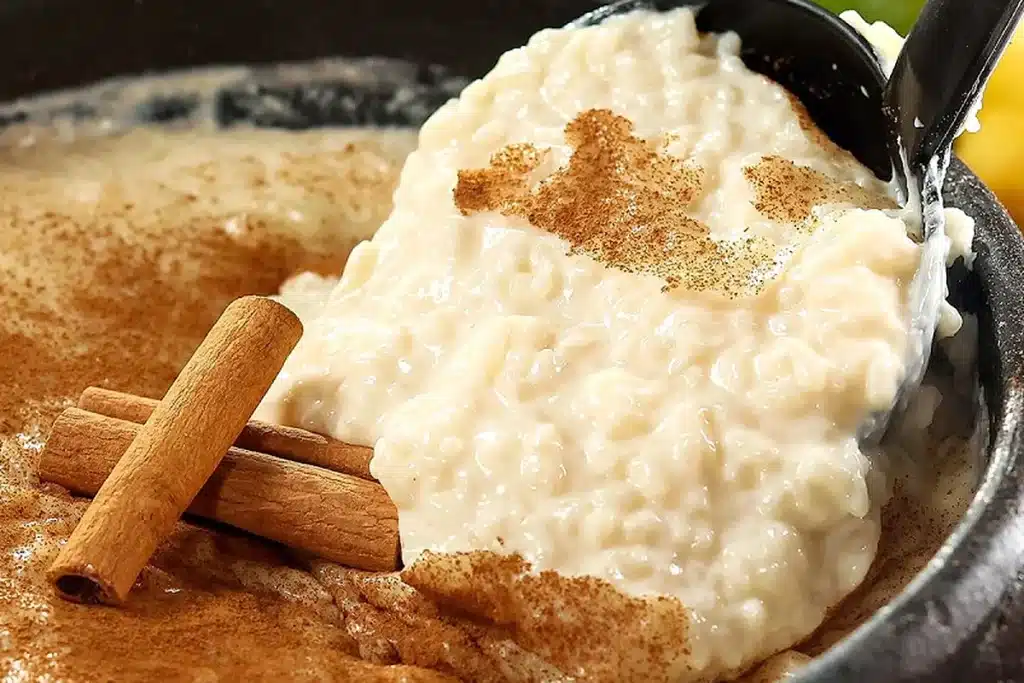 Arroz doce cremoso e fácil de fazer, uma sobremesa incrível que vai surpreender a todos 4 Arroz doce