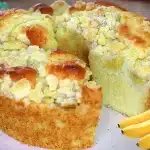 Bolo de banana diferente muito fácil, cheiroso e macio, perfeito para servir com um café 2 Bolo de banana diferente