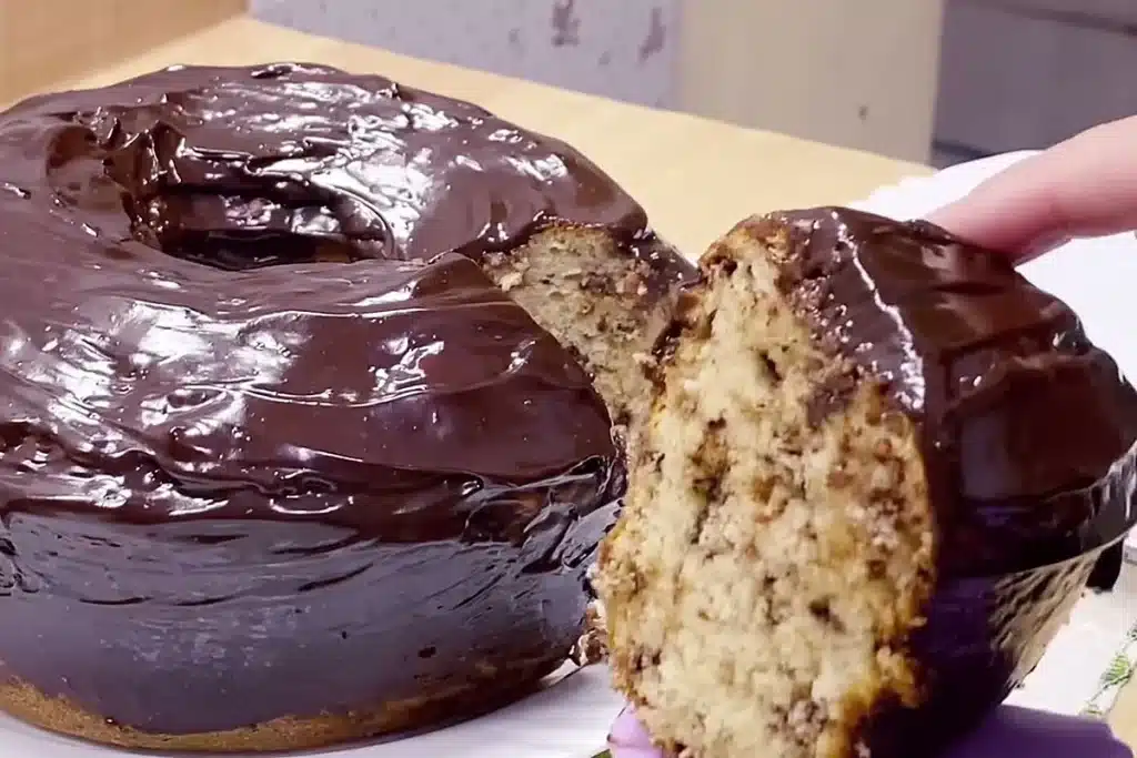 Bolo formigueiro grandão, super fácil de preparar e muito fofo, para servir com um café 4 Bolo formigueiro