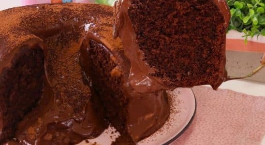 Bolo nuvem de chocolate