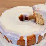 Bolo sem açúcar e sem glúten feito com leite em pó, super leve, fofinho, saudável e delicioso 1 Bolo sem açúcar e sem glúten