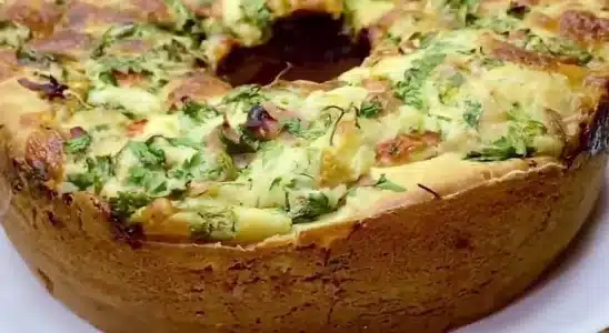 Bolo salgado fácil e delicioso com aquele cheirinho maravilhoso que vai invadir a sua casa 2 Bolo salgado