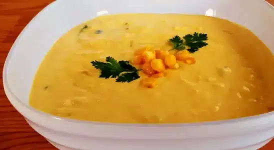 Creme de milho de latinha aveludado, cremoso e rápido, um acompanhamento incrível para suas refeições 3 Creme de milho de latinha