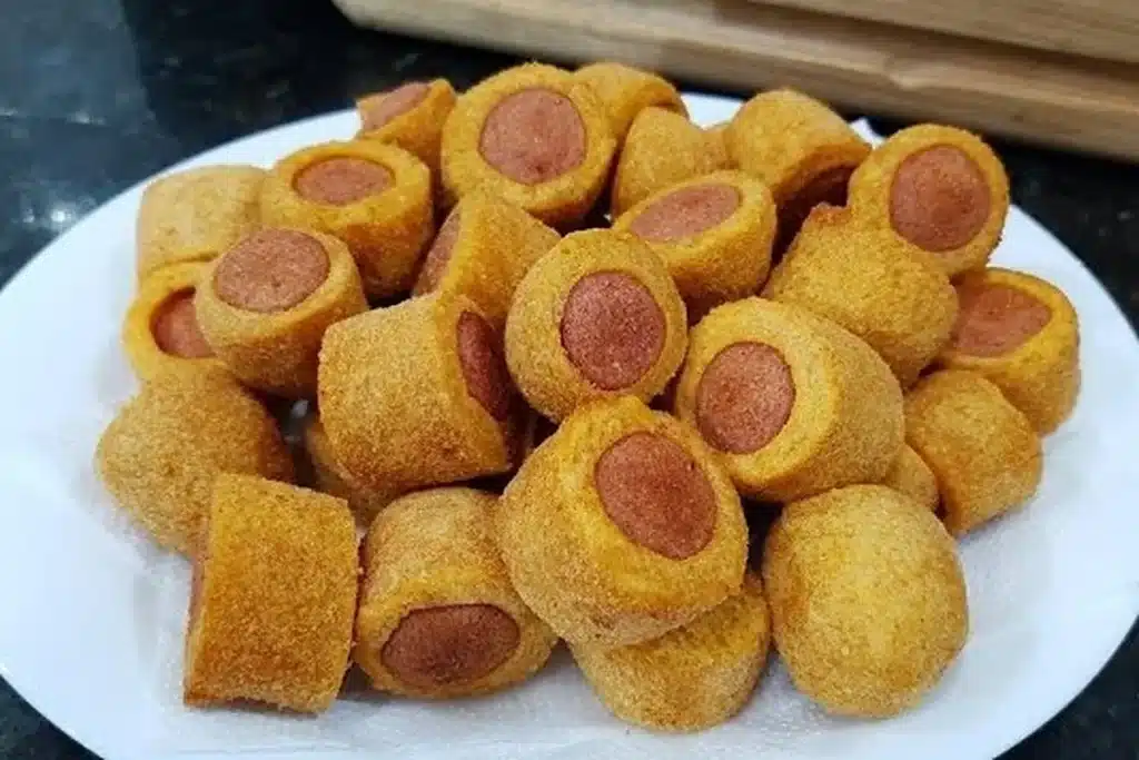 Enroladinho de salsicha crocante por fora e macio por dentro, que todos vão adorar 4 Enroladinho de salsicha