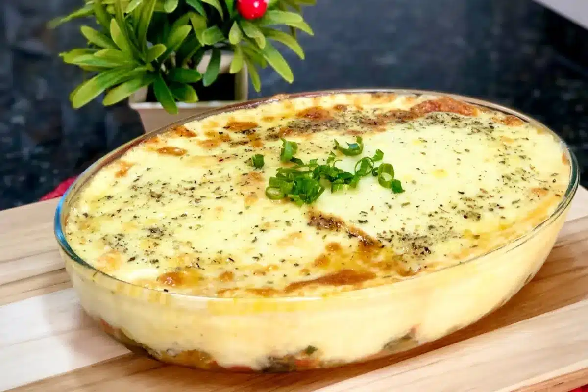 Escondidinho de berinjela bem recheado e gratinado, uma refeição saudável e muito gostosa 87 Escondidinho de berinjela