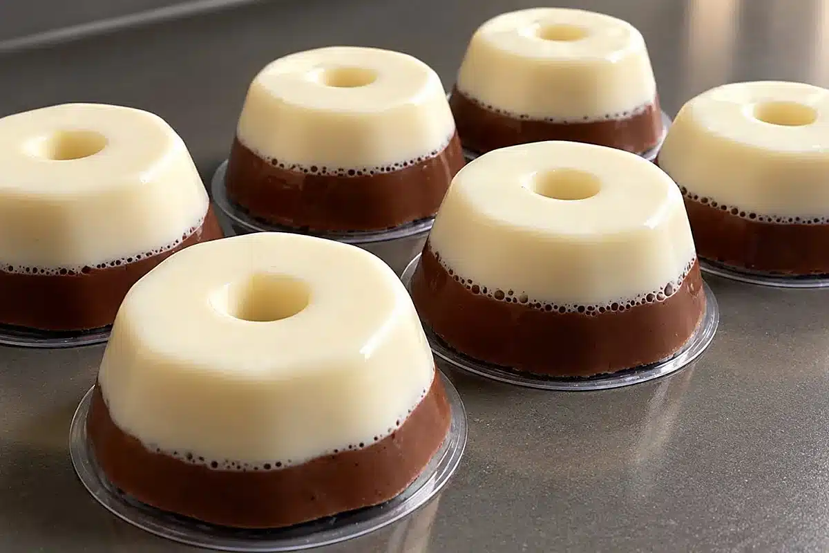 Flan de leite condensado e chocolate feito no liquidificador um doce rápido, prático e delicioso 57 Flan de leite condensado e chocolate