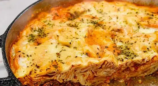 Lasanha de panela deliciosa pronta em apenas 30 minutos feita no fogão, um jantar espetacular 2 Lasanha de panela