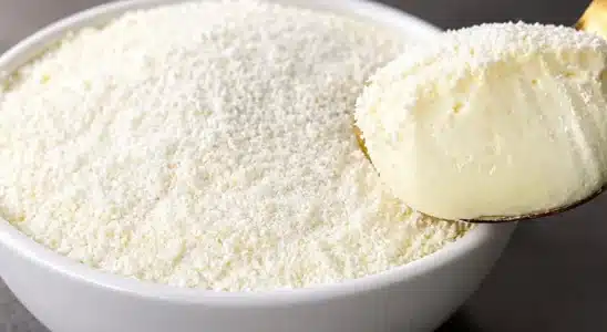 Sobremesa sem leite condensado feita em poucos minutos com ingredientes simples, uma delícia 4 Sobremesa sem leite condensado
