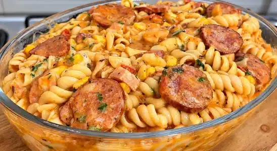 Macarrão preguiçoso feito na panela de pressão com molho cremoso, para um almoço delicioso 4 Macarrão preguiçoso