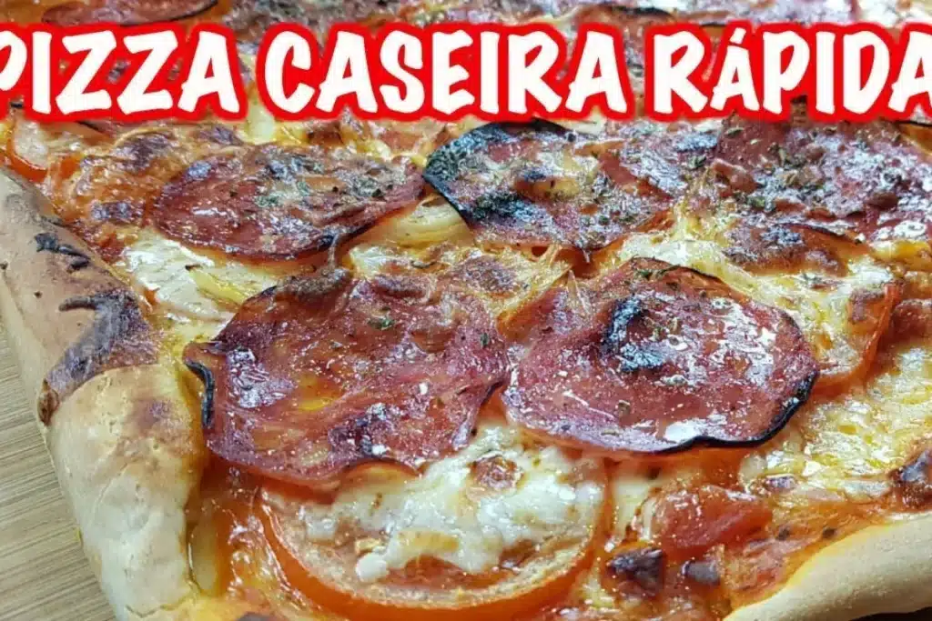 Massa de pizza caseira super fácil, com textura leve e macia para você rechear como desejar 4 Massa de pizza caseira