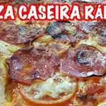 Massa de pizza caseira super fácil, com textura leve e macia para você rechear como desejar 1 Massa de pizza caseira