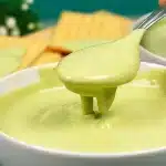 Molho verde de lanchonete: cremoso, gostoso e rápido de fazer com duas opções fáceis 1 Molho verde de lanchonete