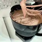 Mousse de chocolate extremamente cremoso, aquela sobremesa geladinha que será um sucesso em sua casa 1 Mousse de chocolate