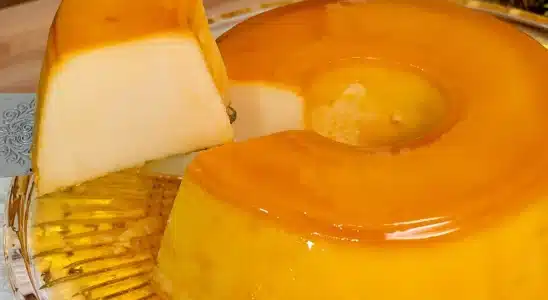 Pudim cremoso sem gelatina e sem forno, pronto em 25 minutos na boca do fogão para você arrasar 1 Pudim cremoso sem gelatina