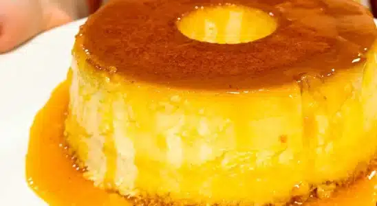 Pudim queijadinha super cremoso, uma sobremesa espetacular para você arrasar 2 Pudim queijadinha