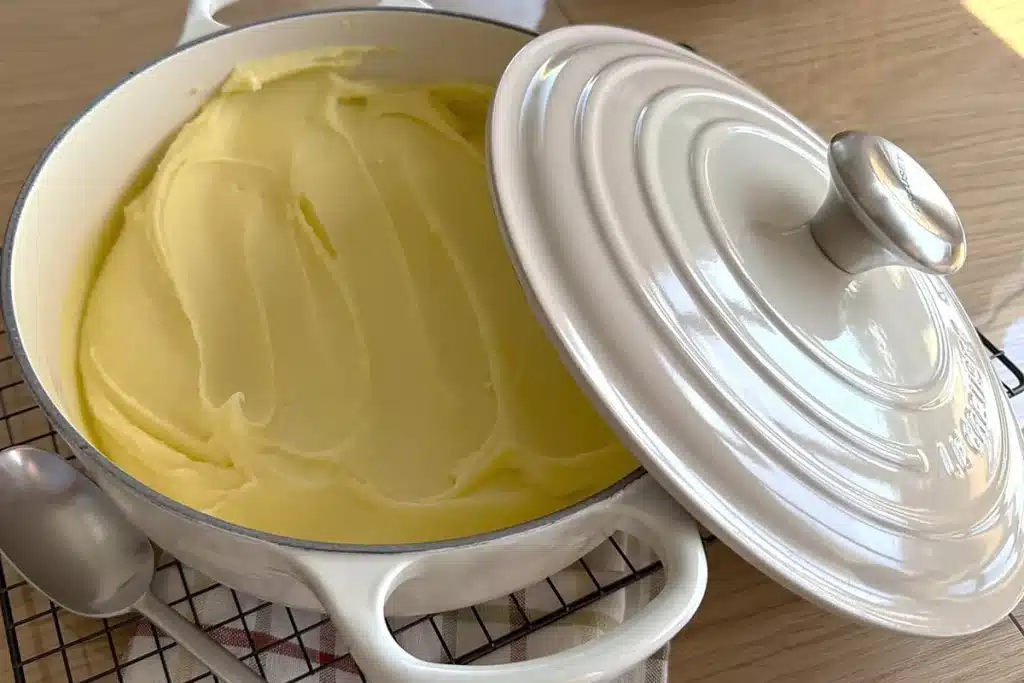 Purê de batata de restaurante feito com técnica profissional para ficar extremamente cremoso 4 Purê de batata de restaurante