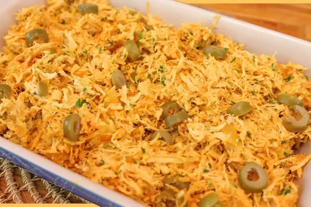 Recheio de frango para salgado cremoso e bem temperado, para utilizar em coxinhas, panquecas, lasanhas e empadões 4 Recheio de frango para salgado