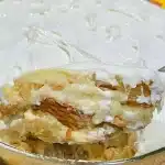Sobremesa de abacaxi bem cremosa, geladinha e refrescante, um doce espetacular para encantar a todos 2 Sobremesa de abacaxi