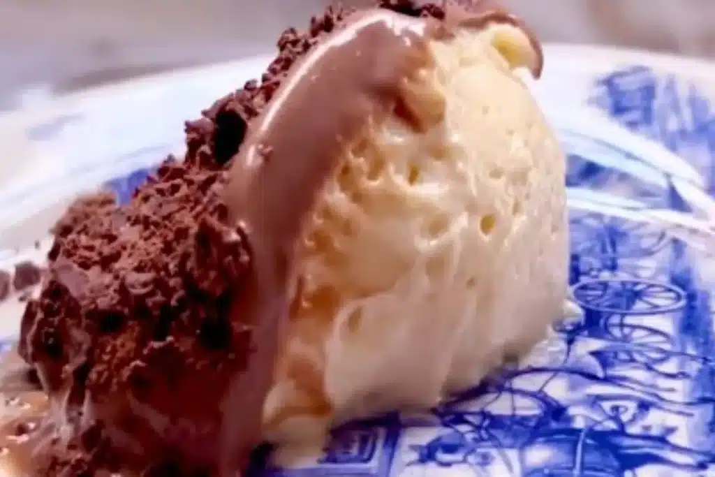 Sobremesa rápida e cremosa, que fica deliciosa, desmancha na boca e será um sucesso em sua casa 4 Sobremesa rápida e cremosa