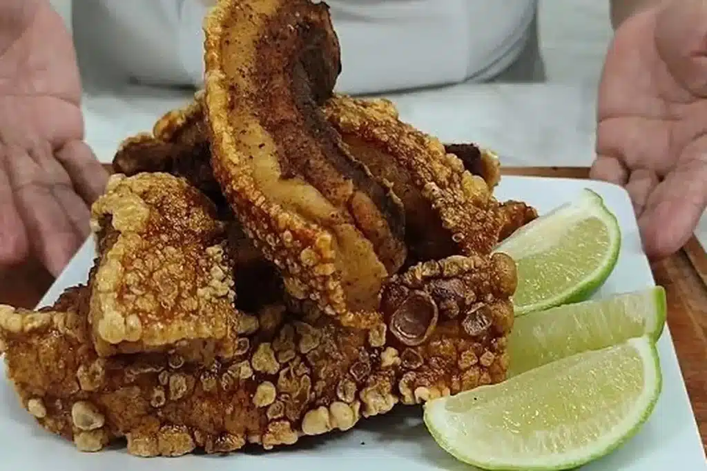 Torresmo de boteco super sequinho e crocante, para você fazer em casa e receber muitos elogios 4 Torresmo de boteco