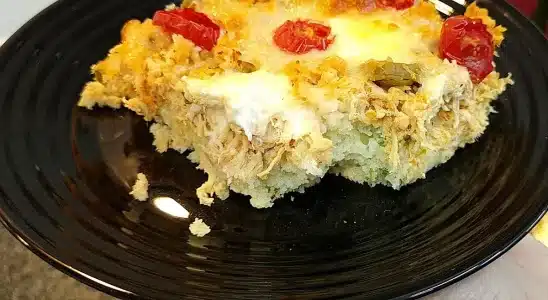 Torta de frango com massa italiana bem saborosa, um lanche perfeito para toda a família 3 Torta de frango com massa italiana