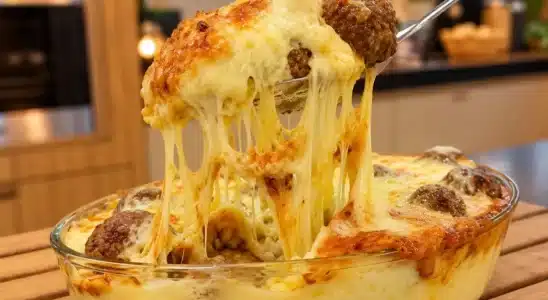 Almoço de domingo preparado numa travessa em poucos minutos para economizar tempo na cozinha e arrasar 2 Almoço de domingo