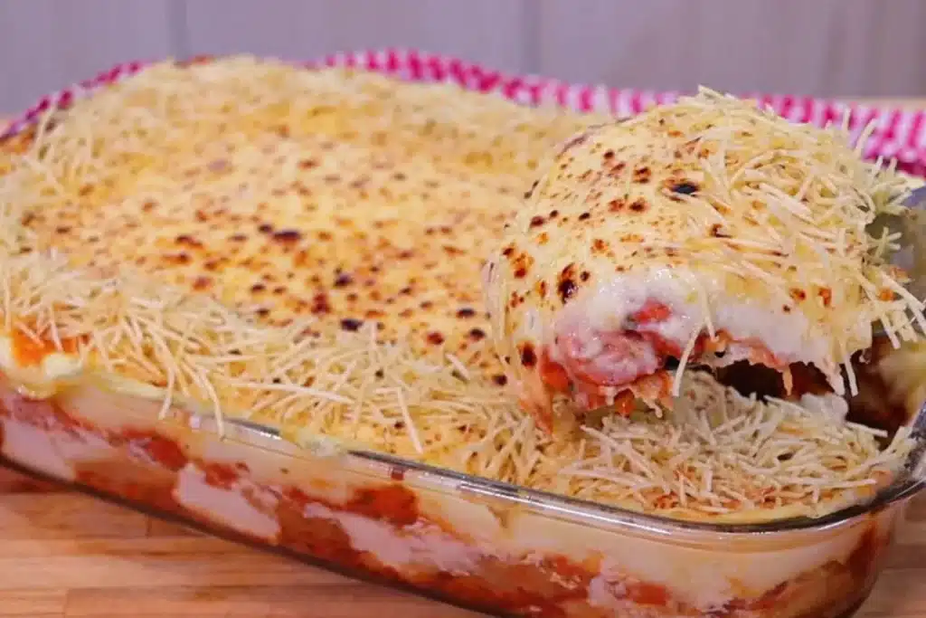Cachorro-quente de forno cremoso, fácil e rápido, para a alegrar a família na hora do lanche 4 Cachorro-quente de forno