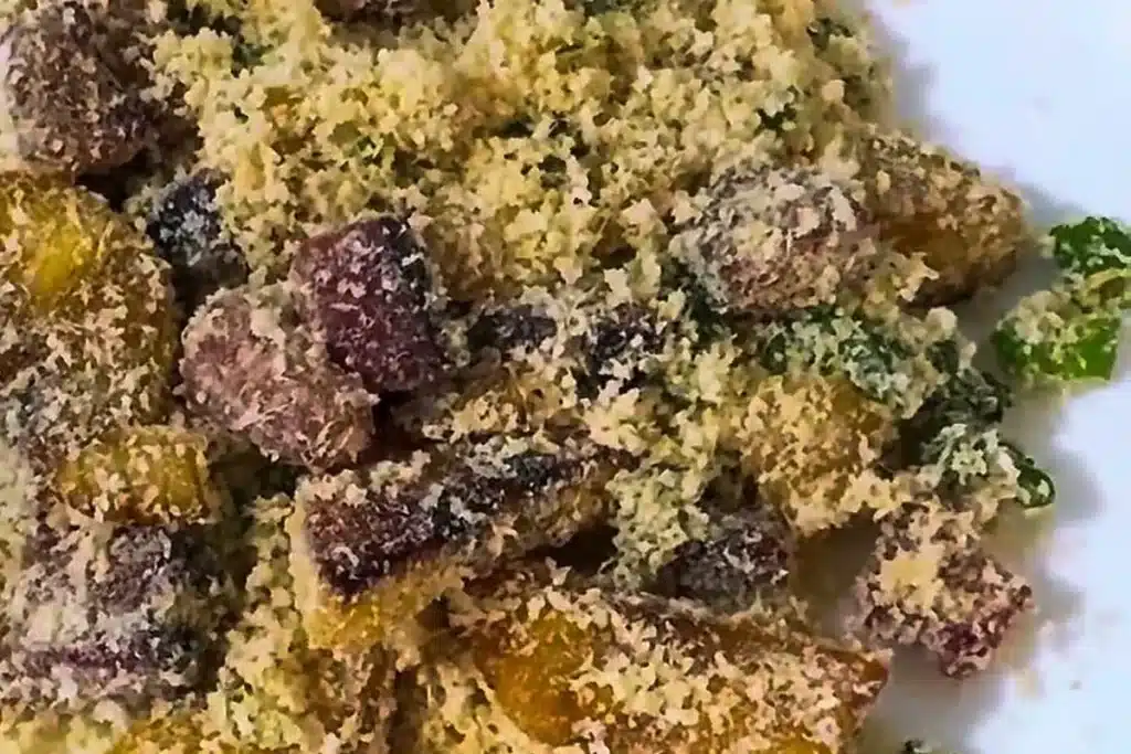 Farofa com banana da terra e bacon, super crocante, úmida e saborosa, para acompanhar suas refeições 4 Farofa com banana