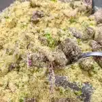 Farofa nordestina bem temperada, crocante e muito gostosa, um acompanhamento incrível 1 Farofa nordestina
