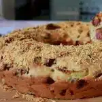 Pão com recheio de calabresa