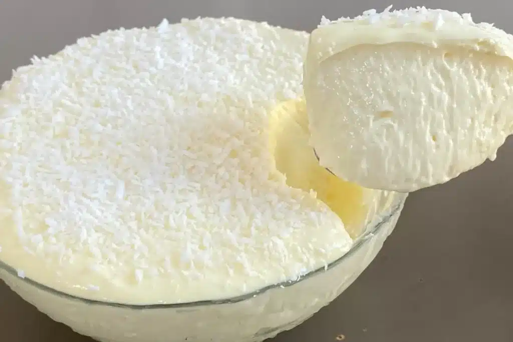 Sobremesa sem leite condensado pronta em minutos, um doce rápido, econômico e delicioso 4 Sobremesa sem leite condensado