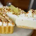 Torta de limão com nível profissional de vitrine, com massa crocante e cobertura aveludada 2 Torta de limão
