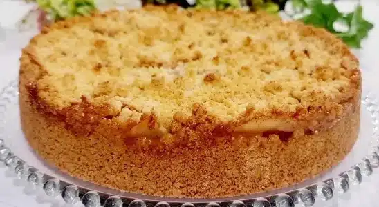 Torta de maçã cremosa com massa amanteigada e perfume de canela, para impressionar a todos 3 Torta de maçã