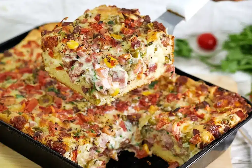 Torta com massa infalível e recheio bem temperado feita sem liquidificador, uma delícia 4 Torta com massa infalível