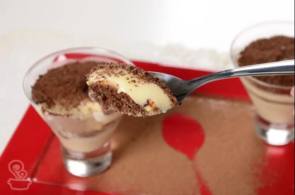 Pavê de Leite de Coco 5 paveleitedecoco