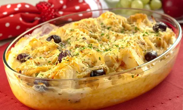 Bacalhau Gratinado Com Creme de Mandioca 4 receita-bacalhau-gratinado-creme-mandioca